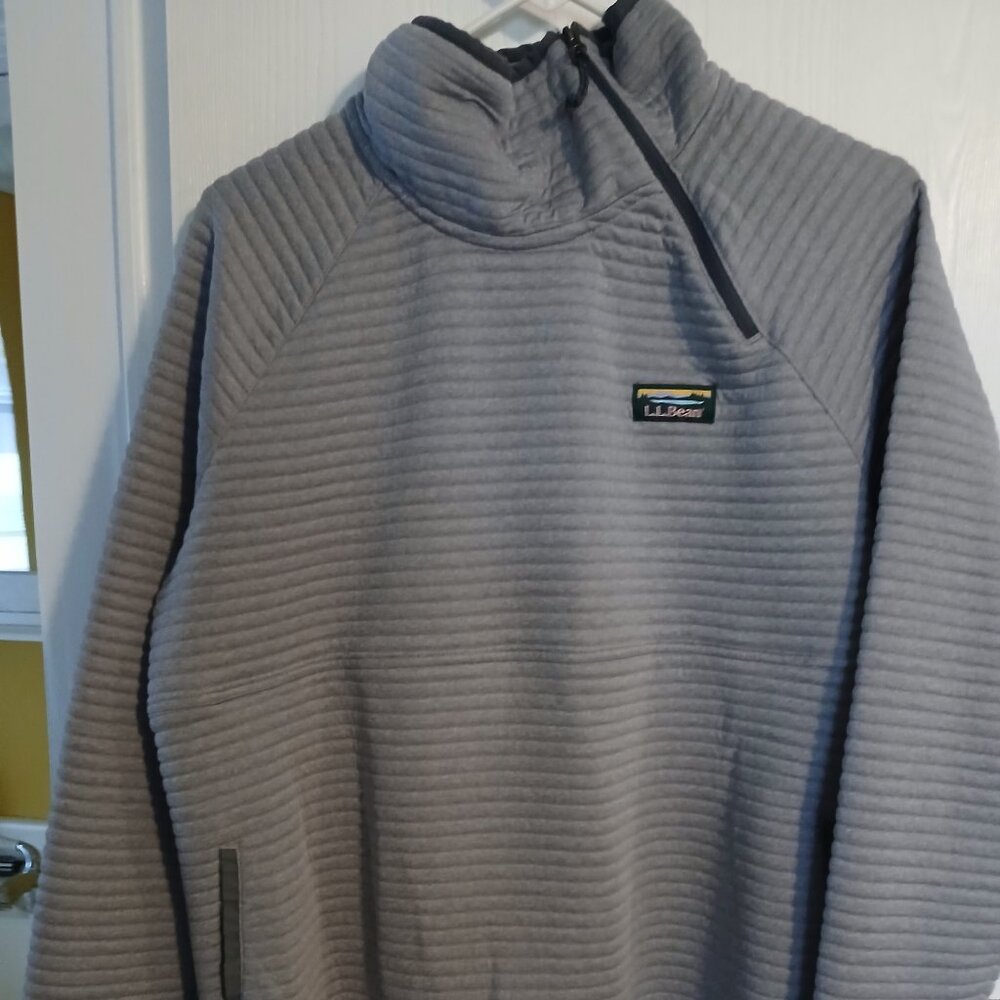 LL Bean Top